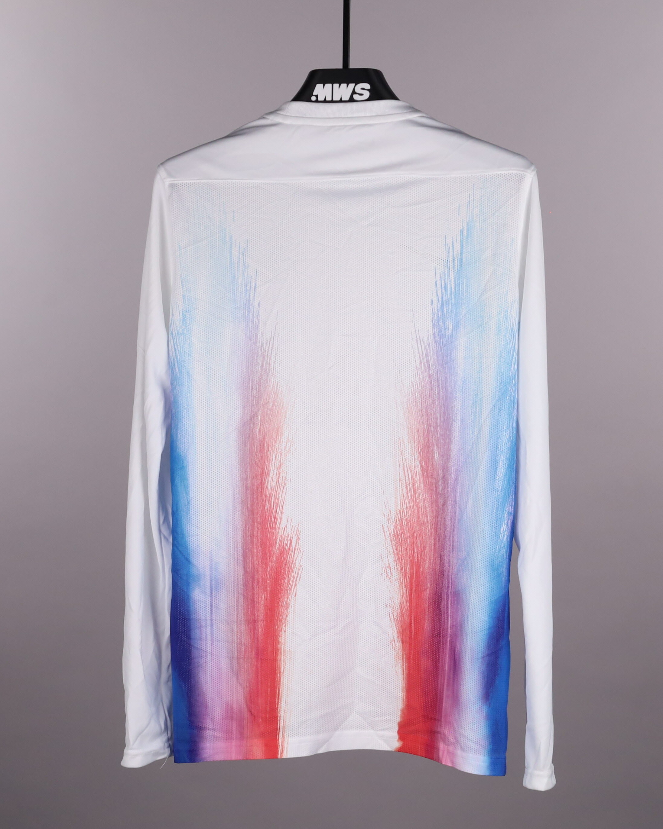 João Neves Paris Saint-Germain shirt