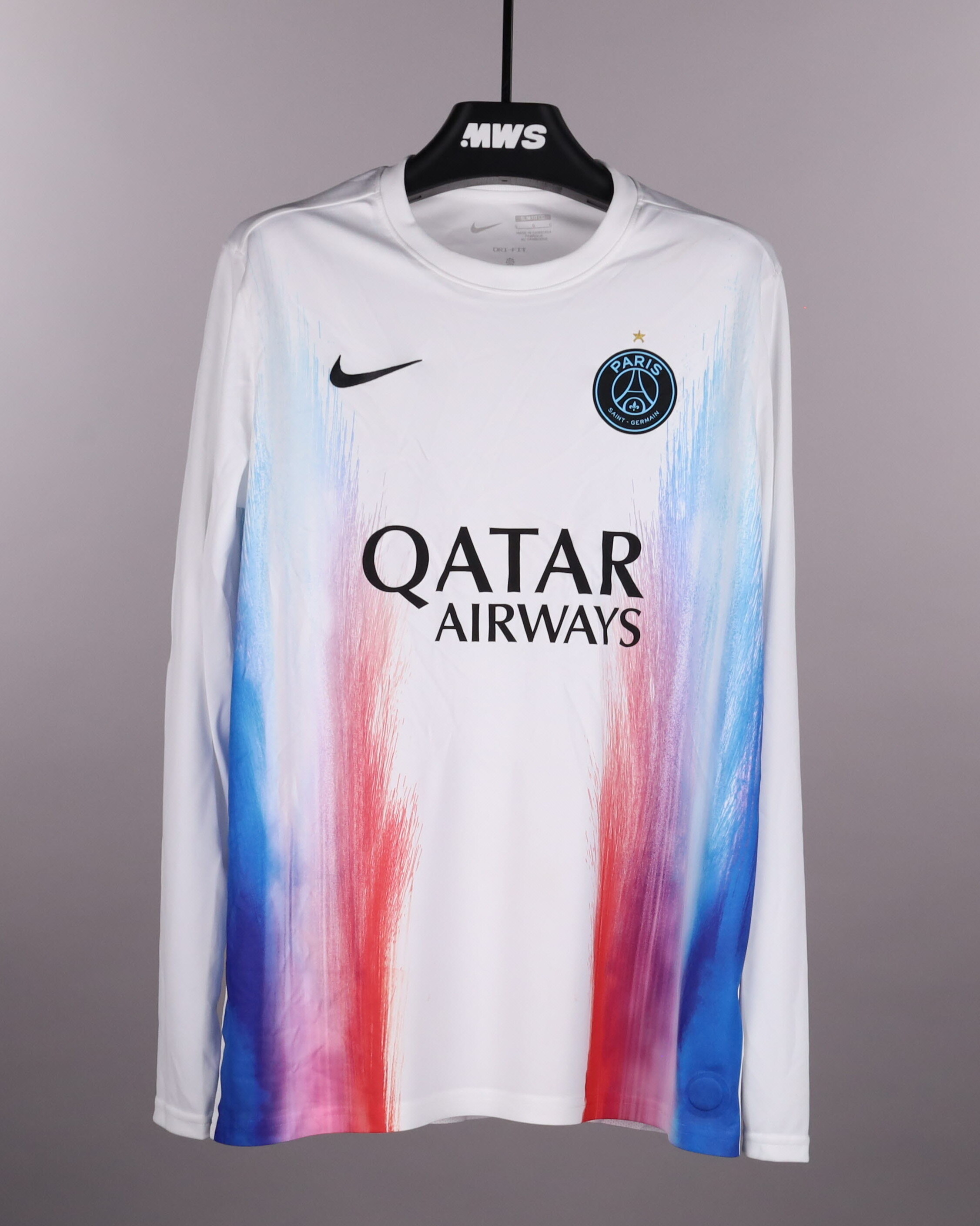 Nuno Mendes Paris Saint-Germain shirt