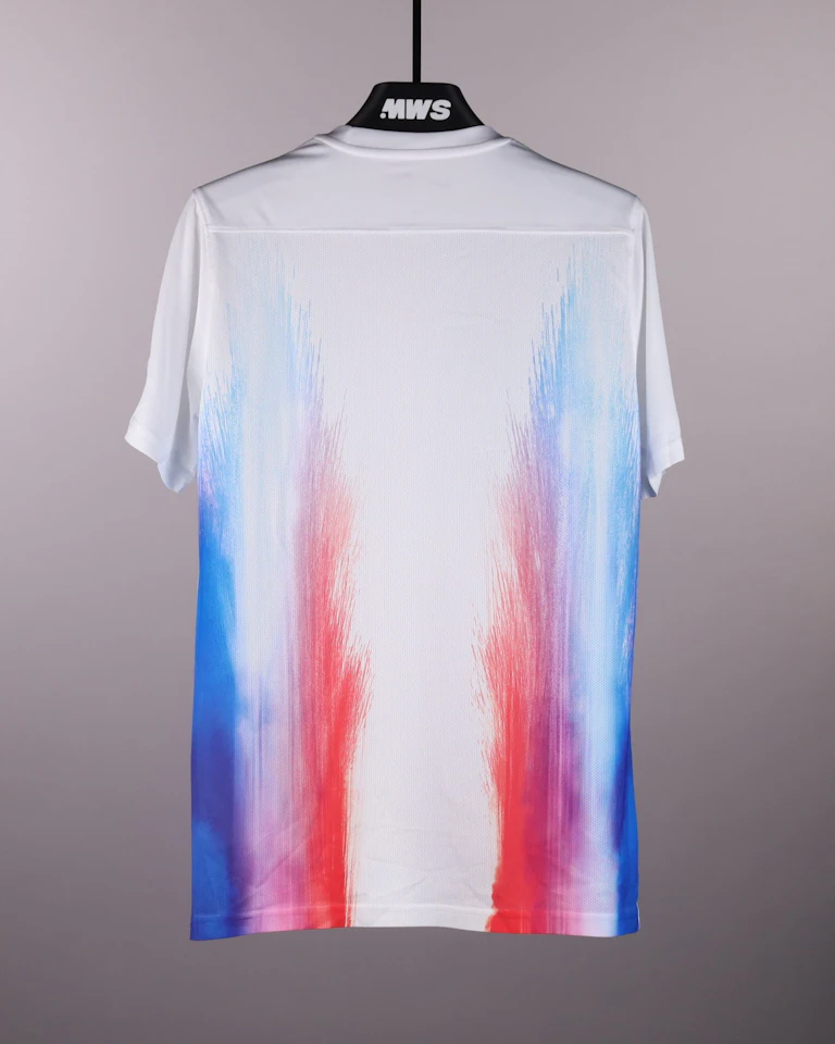João Neves Paris Saint-Germain shirt