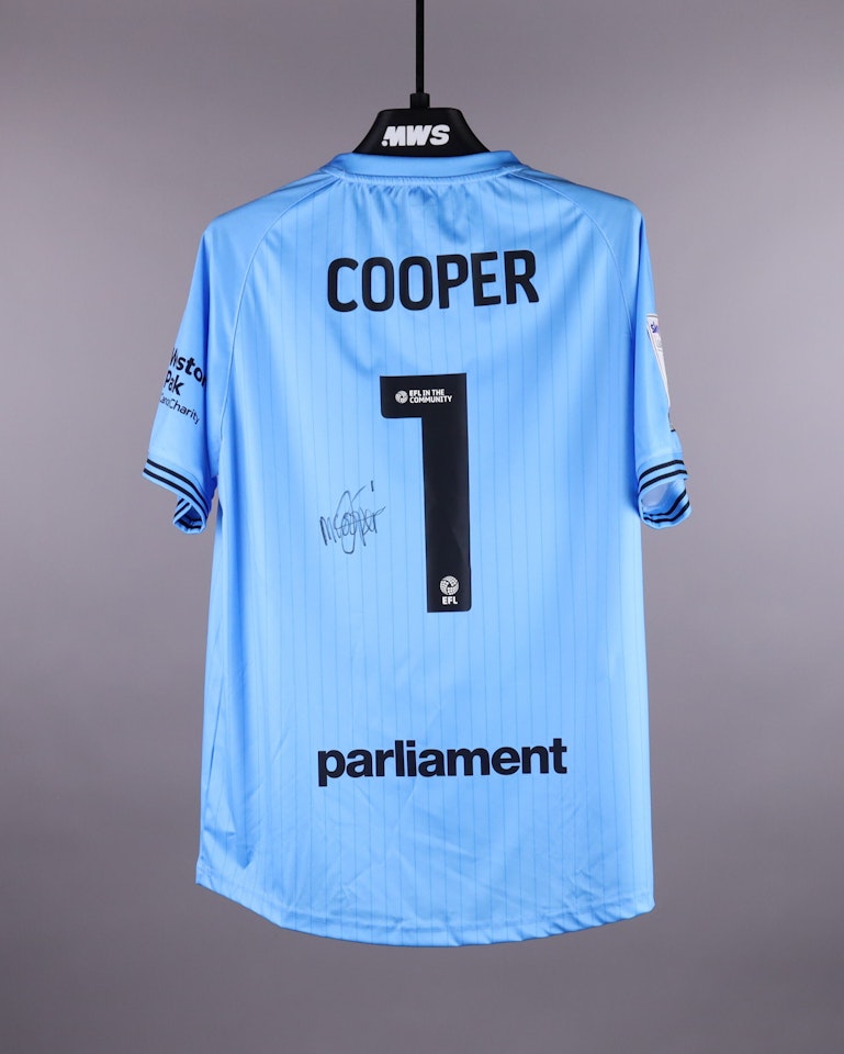 Murphy Cooper Barnsley forması