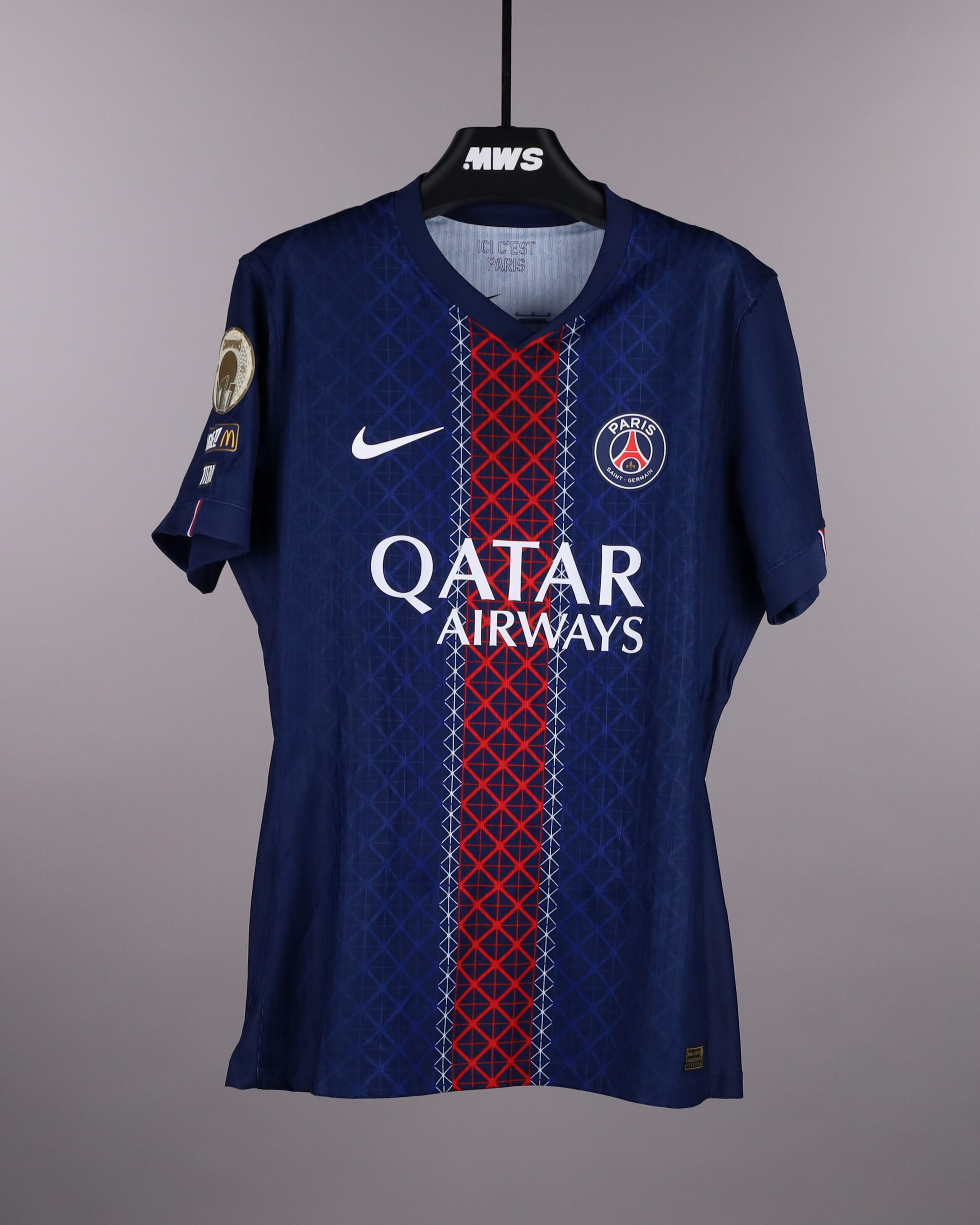 Warren Zaïre-Emery Paris Saint-Germain shirt