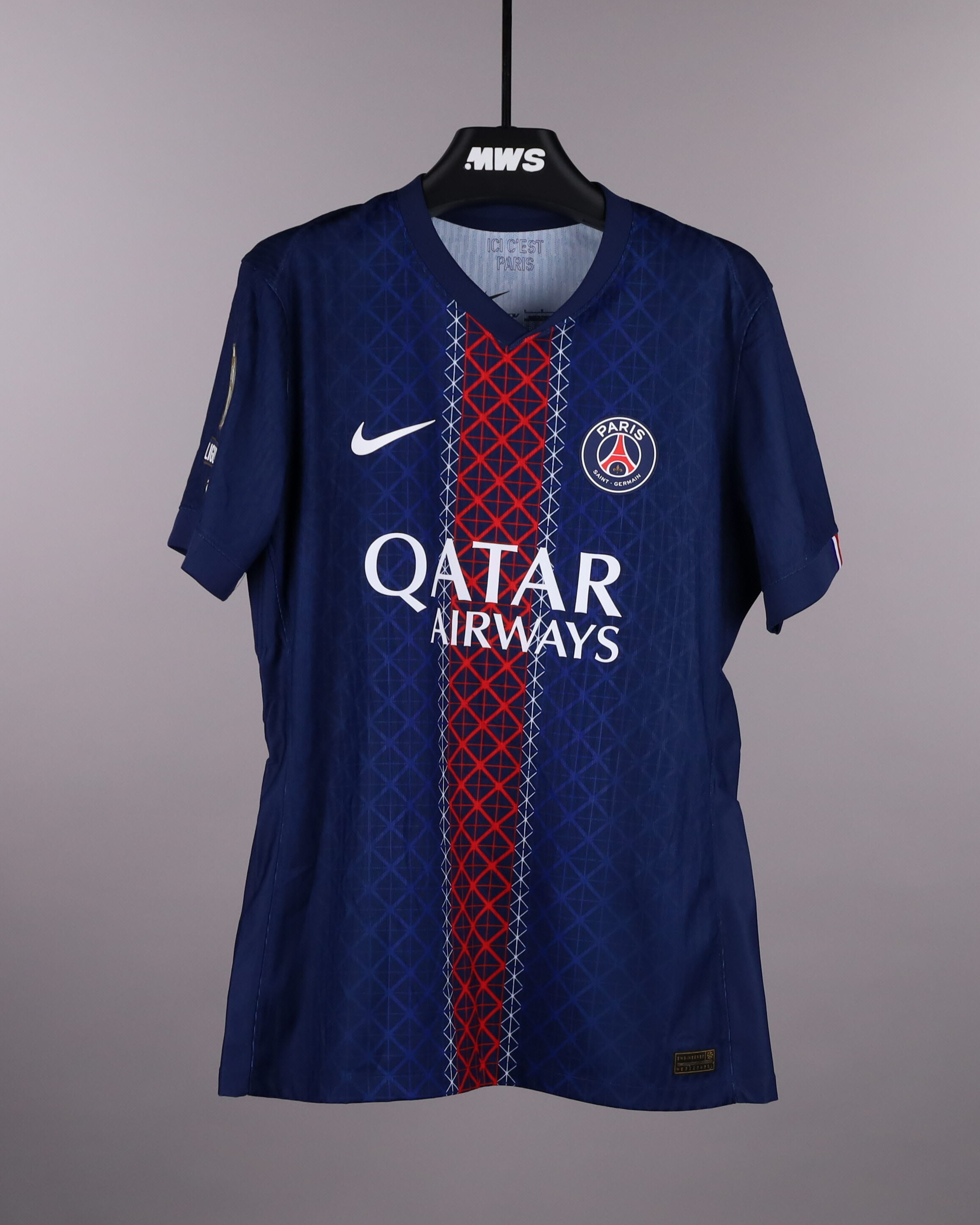 Nuno Mendes Paris Saint-Germain shirt