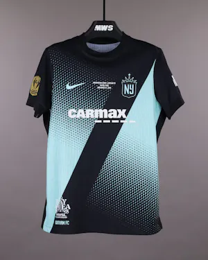 Emily Sonnett Gotham FC shirt