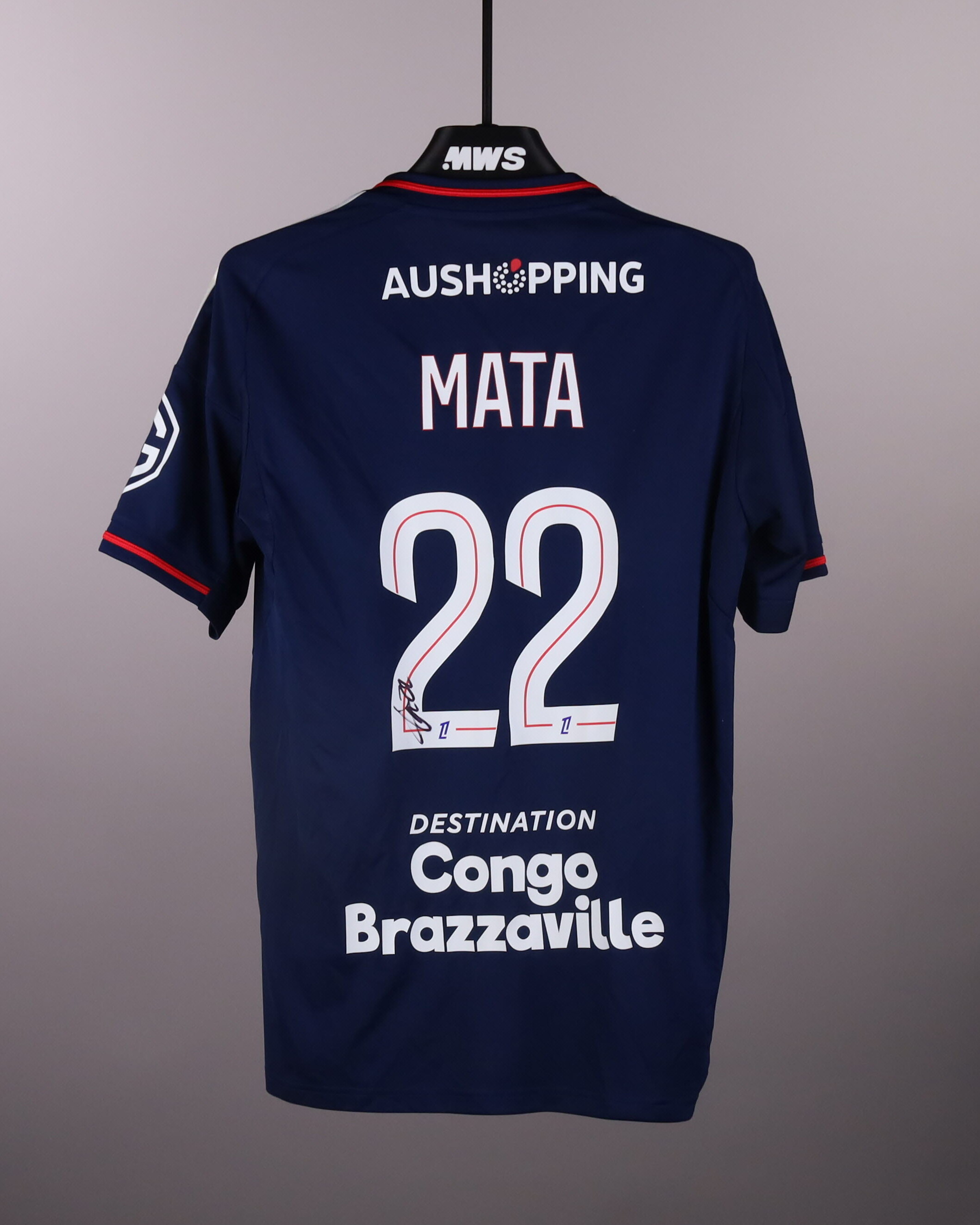 Clinton Mata Olympique Lyonnais shirt