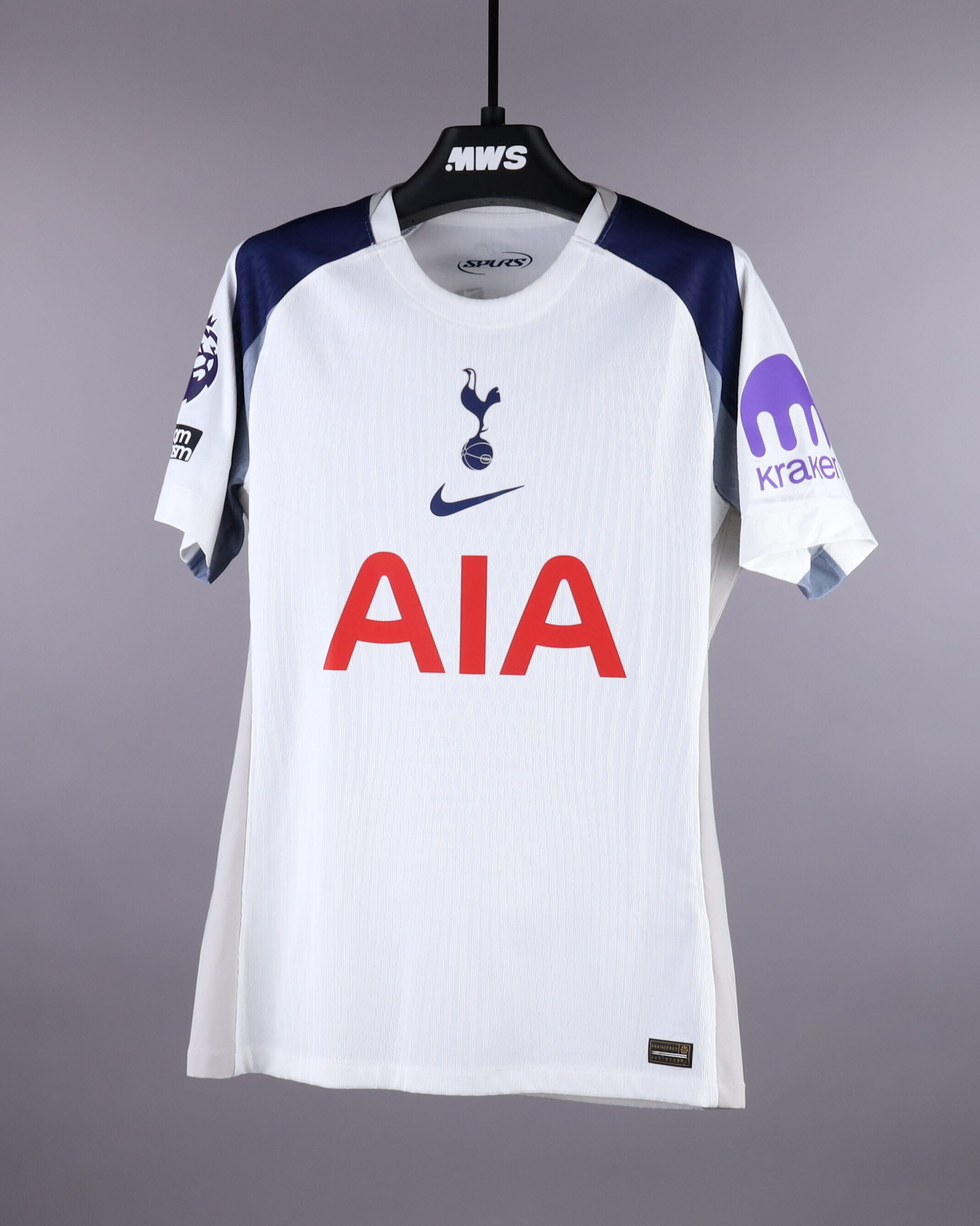 Pedro Porro Tottenham Hotspur shirt