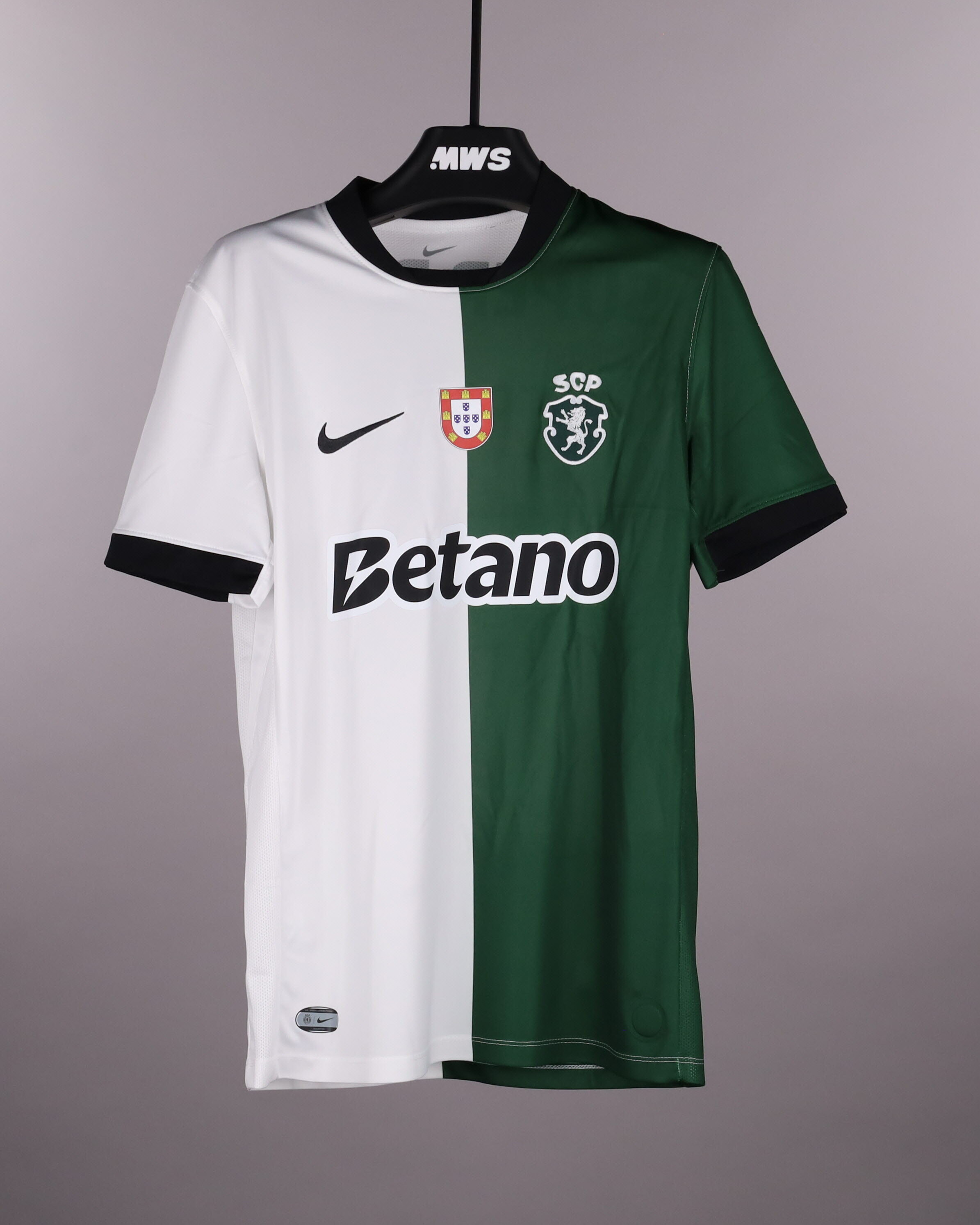 Francisco Trincão Sporting CP shirt
