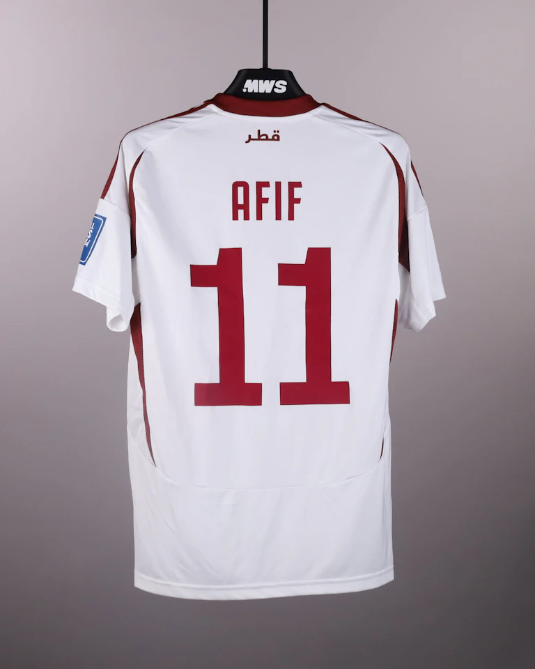 来自Qatar的Akram Afif球衣