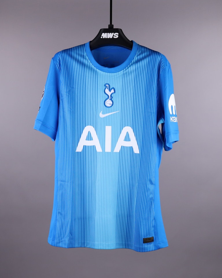 Guglielmo Vicario Tottenham Hotspur shirt