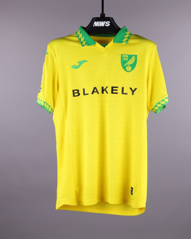 Mathias Kvistgaarden Norwich City shirt