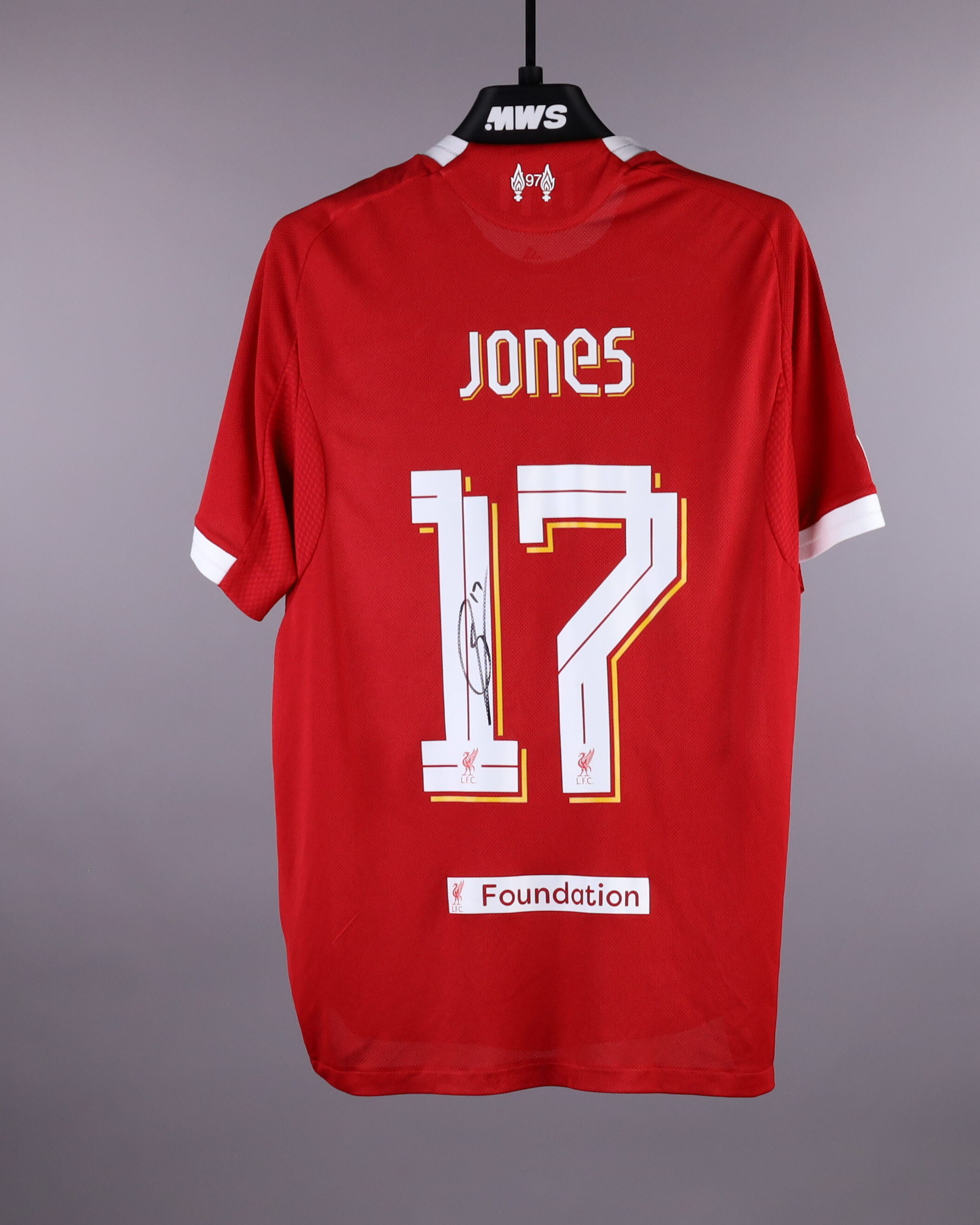 Curtis Jones Liverpool jersey