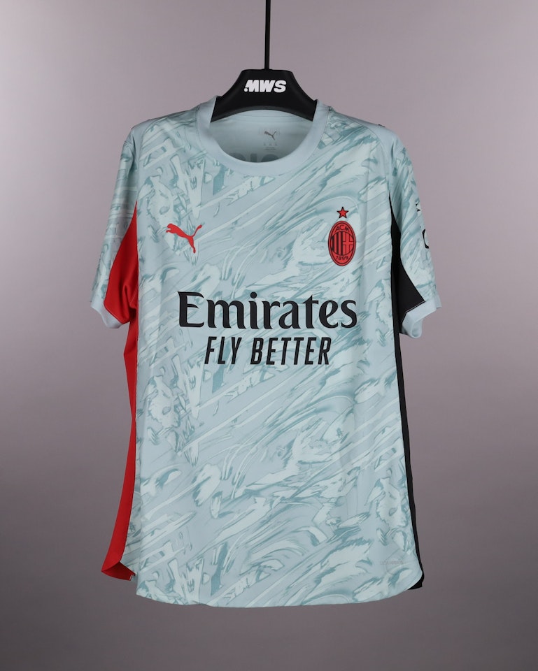 Mike Maignan AC Milan jersey