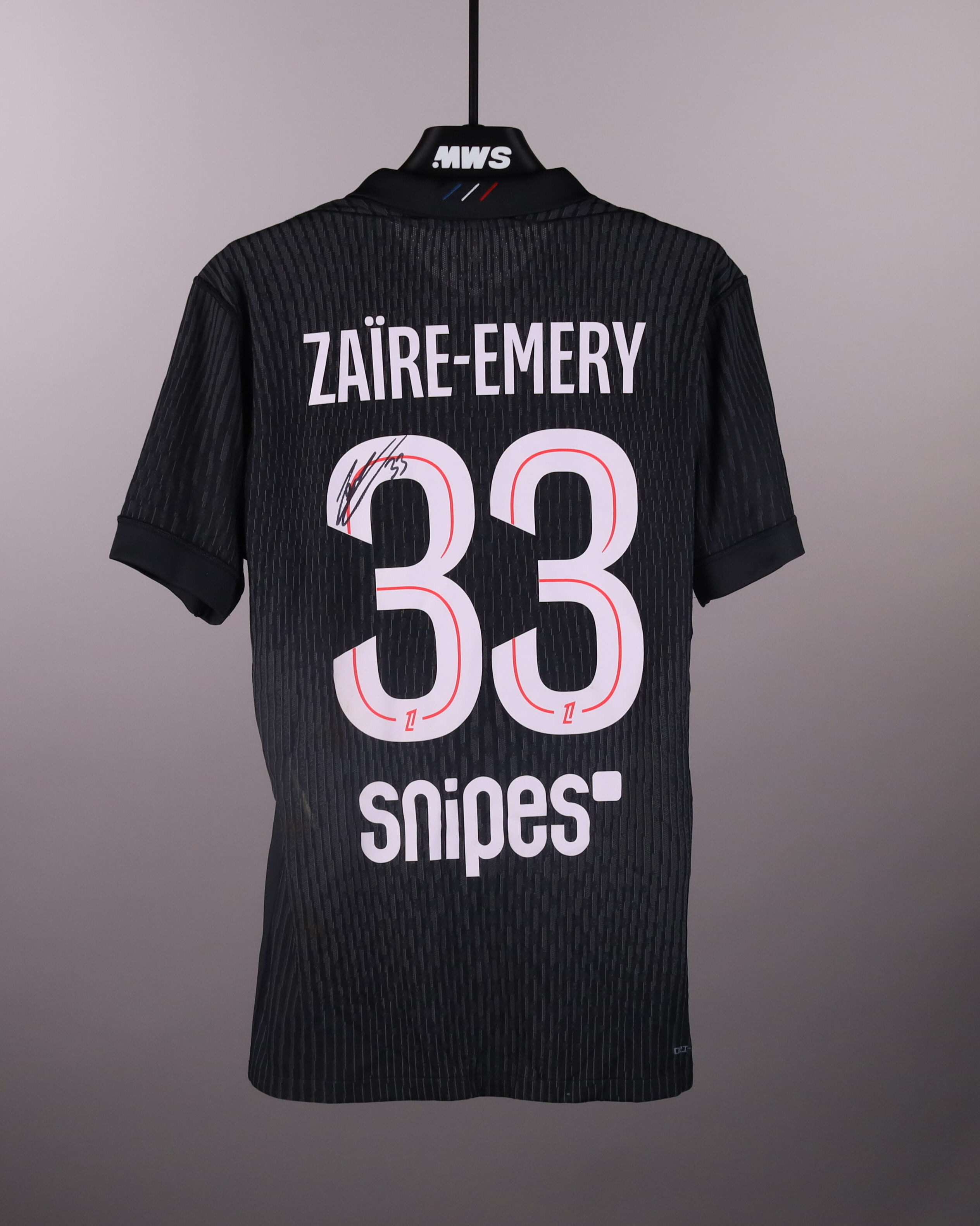 Warren Zaïre-Emery Paris Saint-Germain shirt