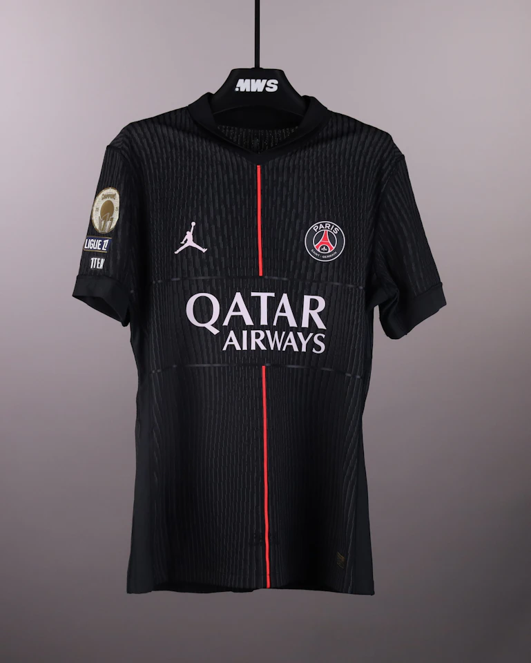 Warren Zaïre-Emery Paris Saint-Germain shirt