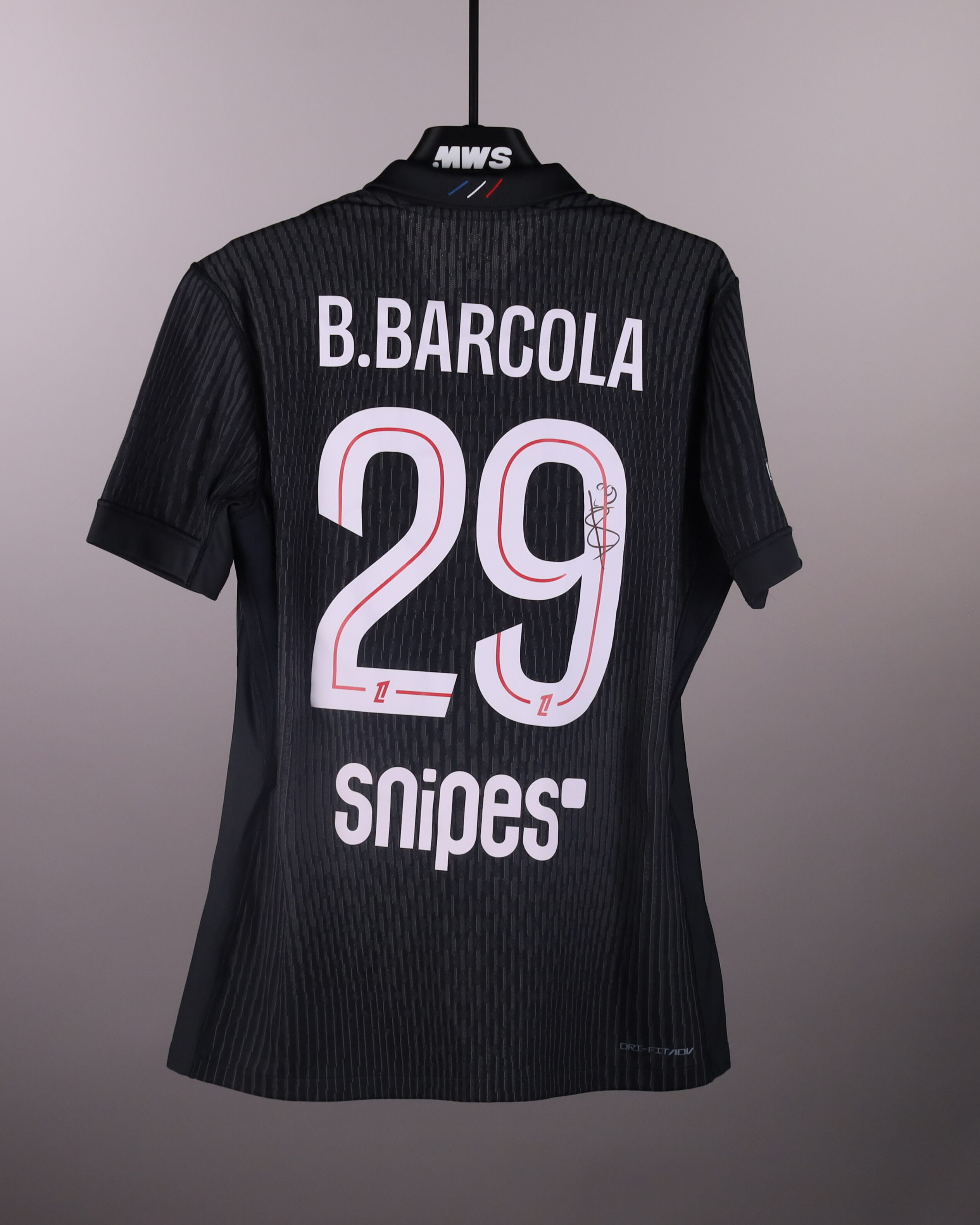Bradley Barcola Paris Saint-Germain shirt