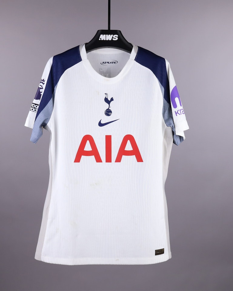 Randal Kolo Muani Tottenham Hotspur shirt