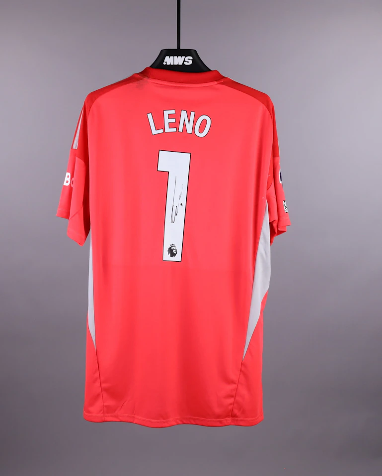 来自Fulham的Bernd Leno球衣