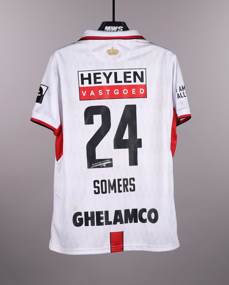 Thibo Somers Royal Antwerp FC shirt
