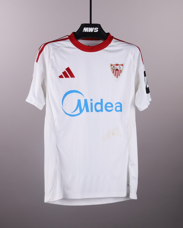 Alfonso González Martínez Sevilla FC shirt