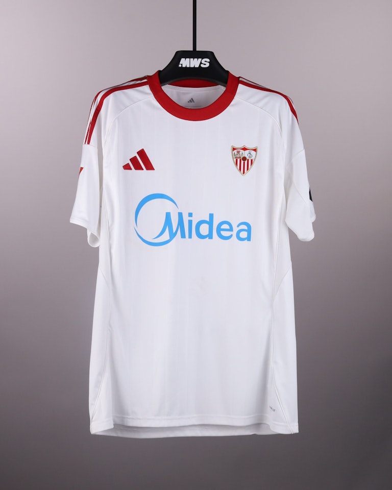 Lucien Agoumé Sevilla FC shirt
