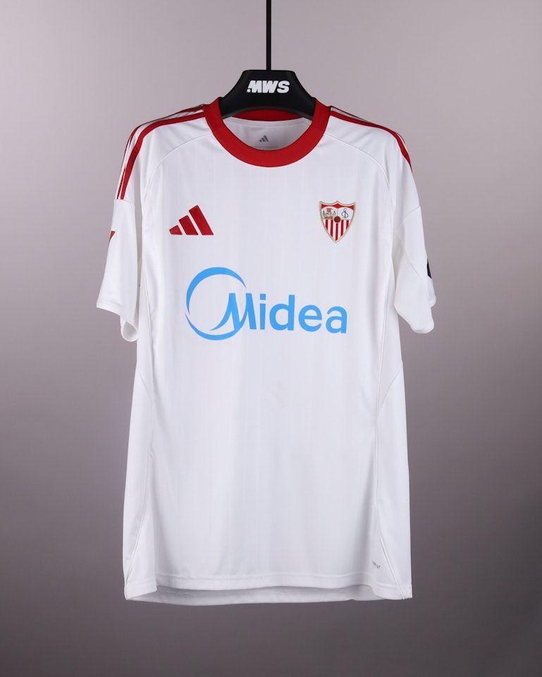 Lucien Agoumé Sevilla FC shirt