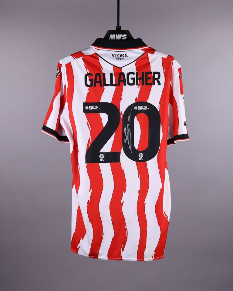 Sam Gallagher Stoke City のシャツ