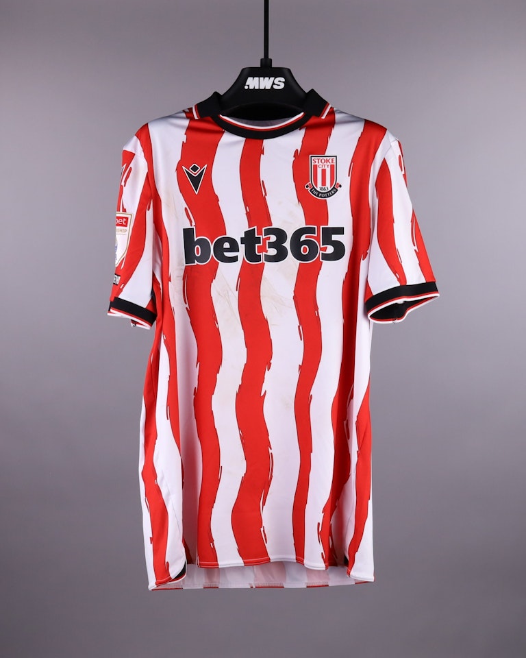 Sam Gallagher Stoke City のシャツ
