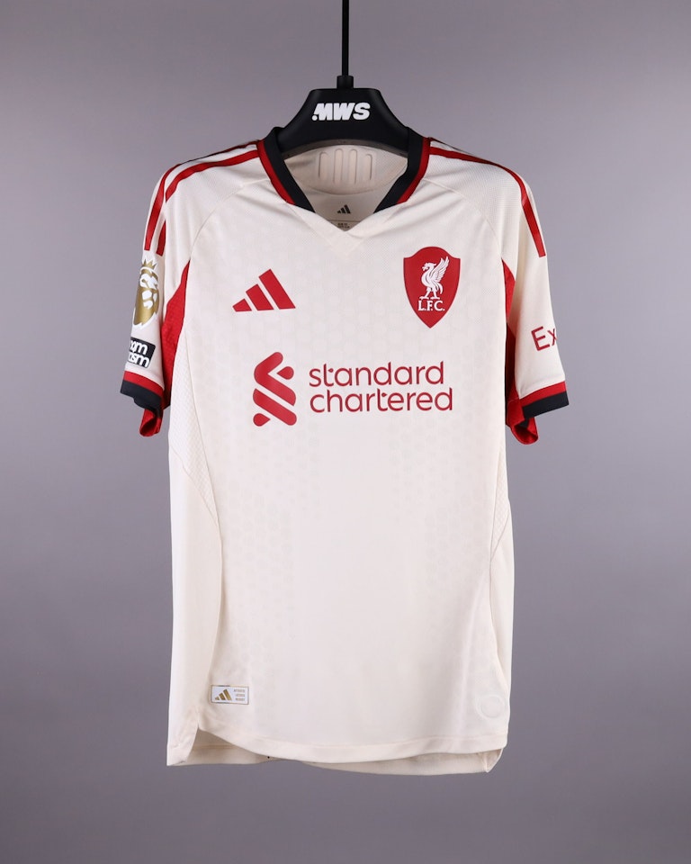 Wataru Endo 遠藤航 Liverpool shirt