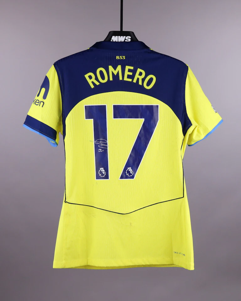 Cristian Romero Tottenham Hotspur shirt