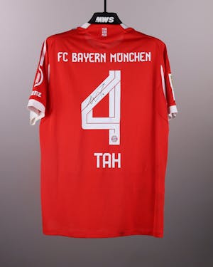 Jonathan Tah FC Bayern München shirt