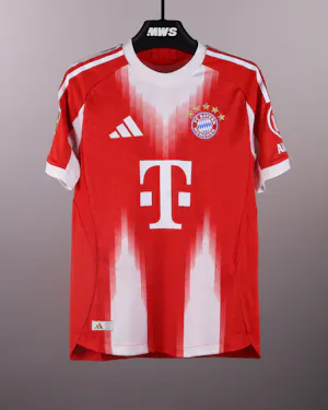 Serge Gnabry FC Bayern München jersey