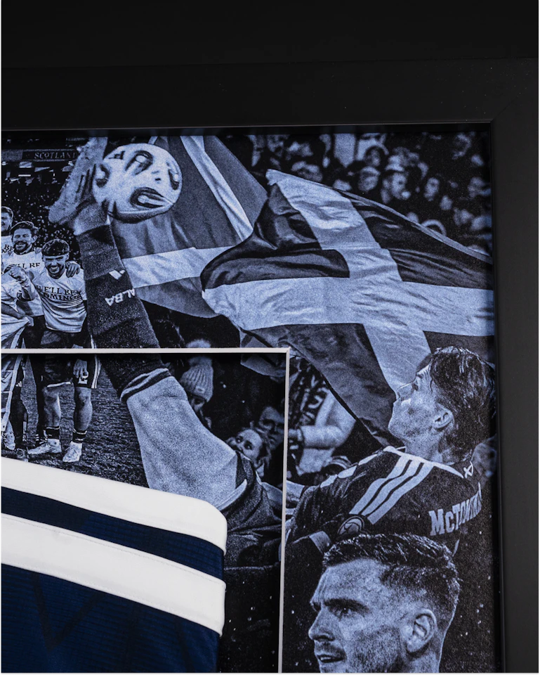 Limited Edition Framed Squad Signed Shirt - 1