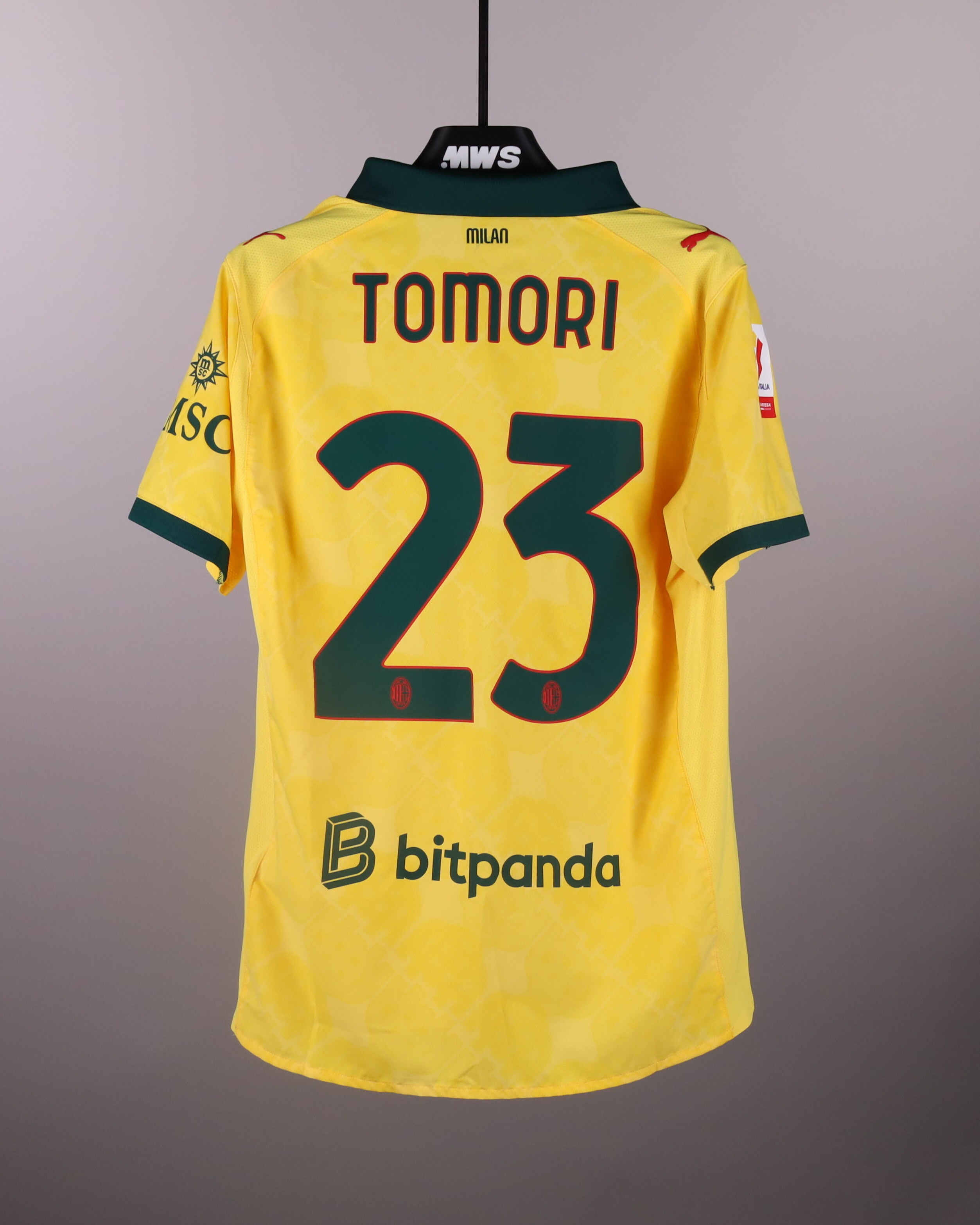 Fikayo Tomori AC Milan shirt