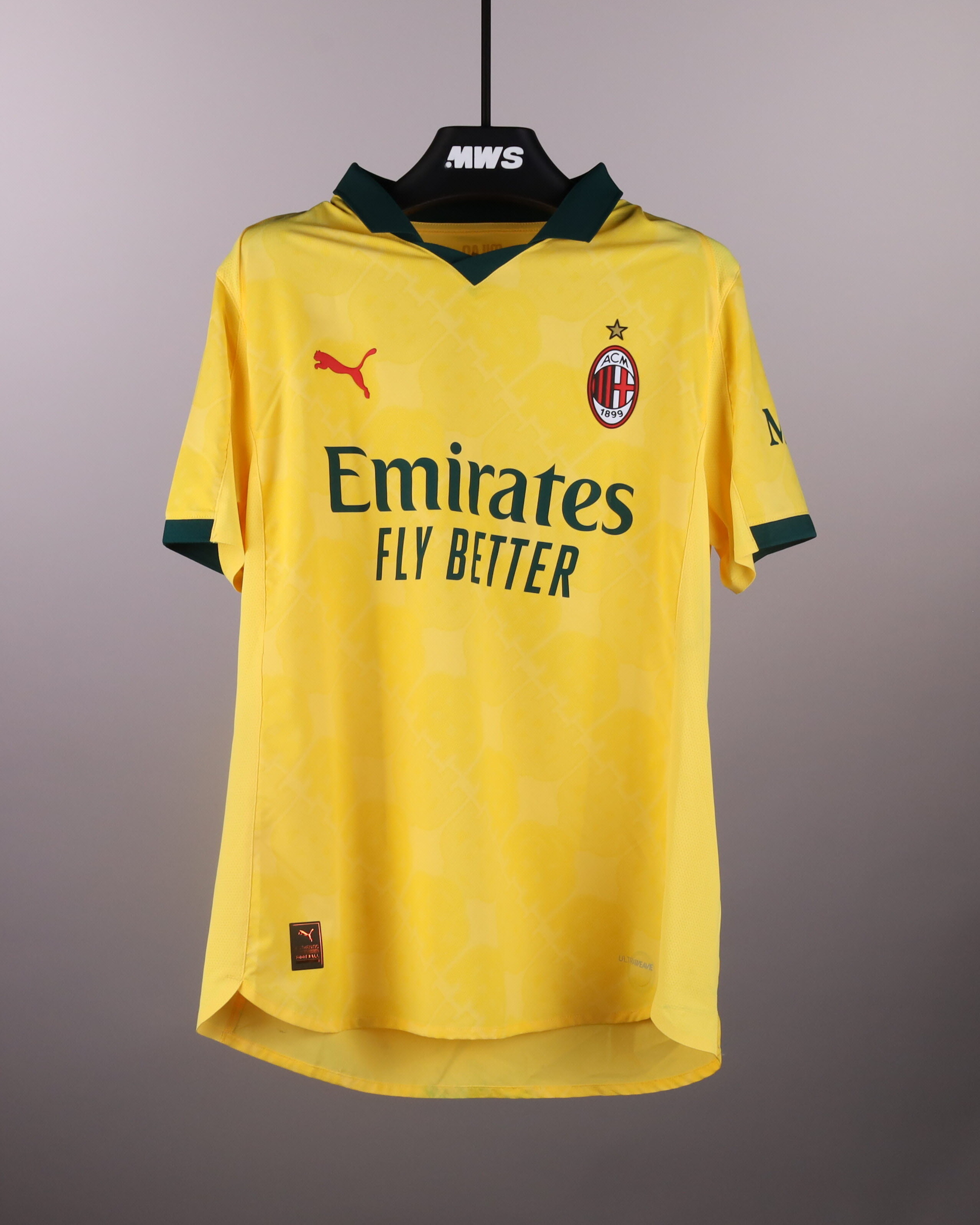 Rafael Leão AC Milan shirt