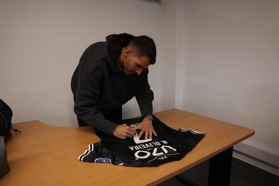 Nélson Miguel Castro Oliveira Vitória SC jersey