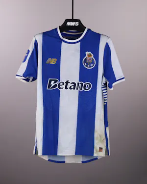 Stephen Antunes Eustáquio FC Porto shirt