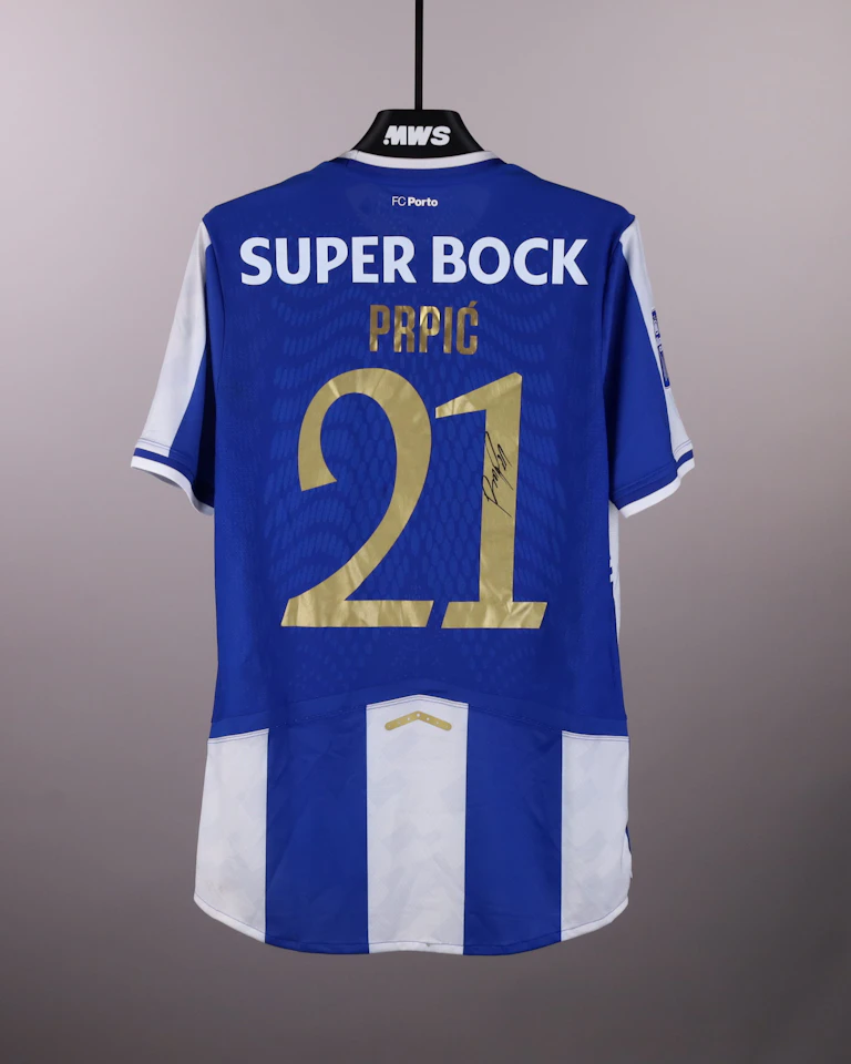 Dominik Prpić FC Porto shirt