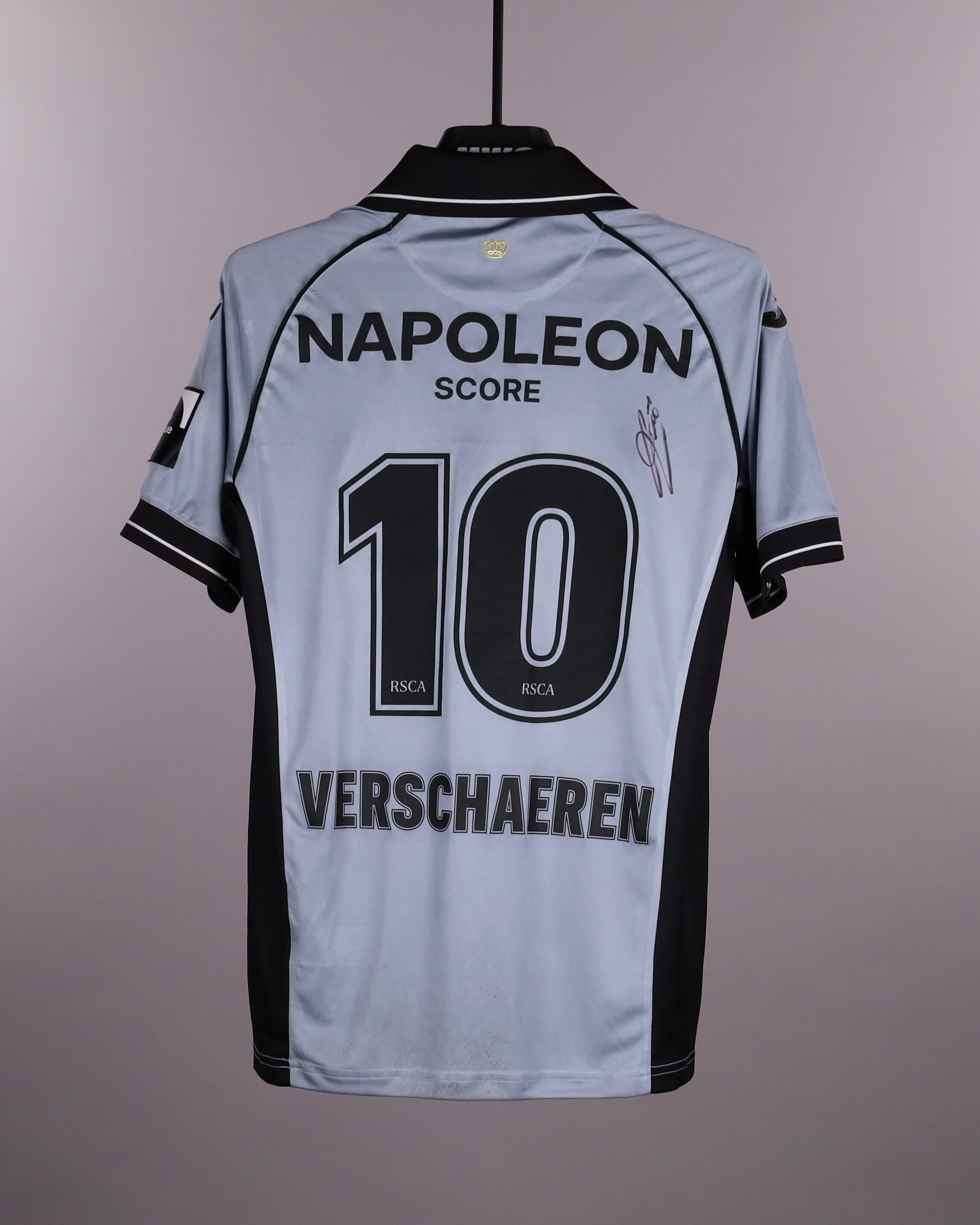 Yari Verschaeren RSC Anderlecht shirt