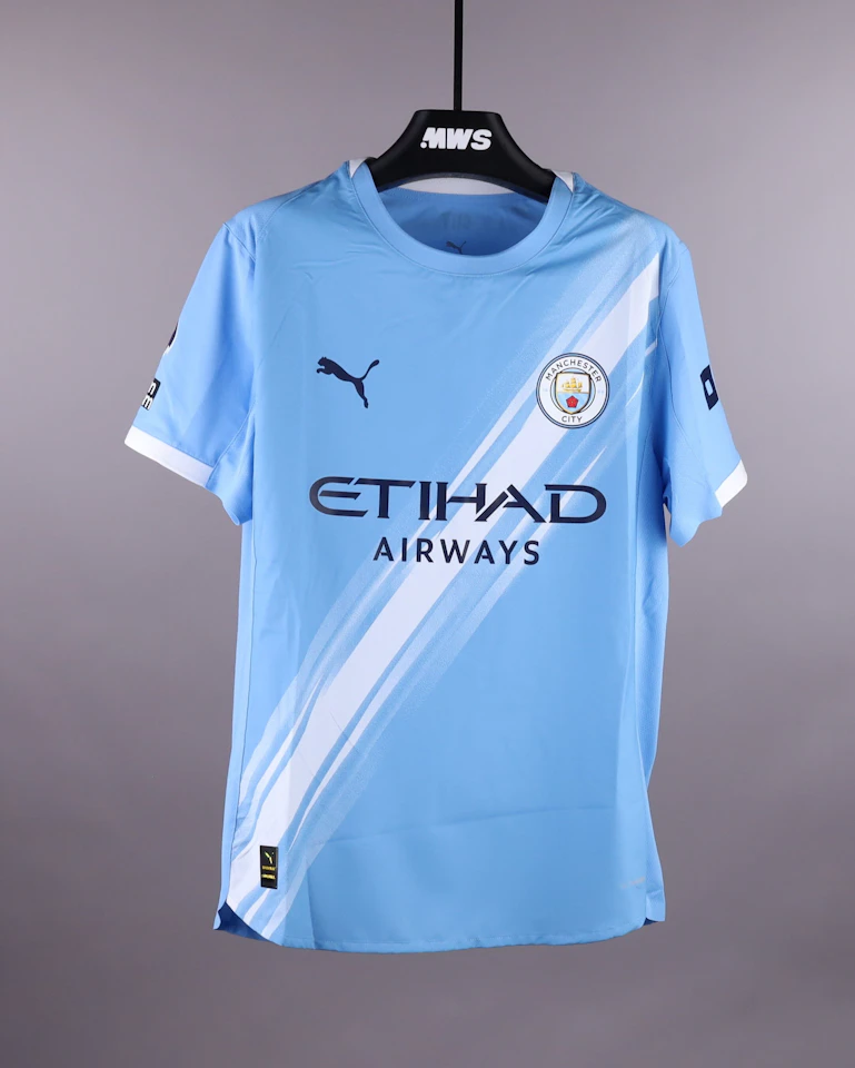 Nico O'Reilly Manchester City jersey