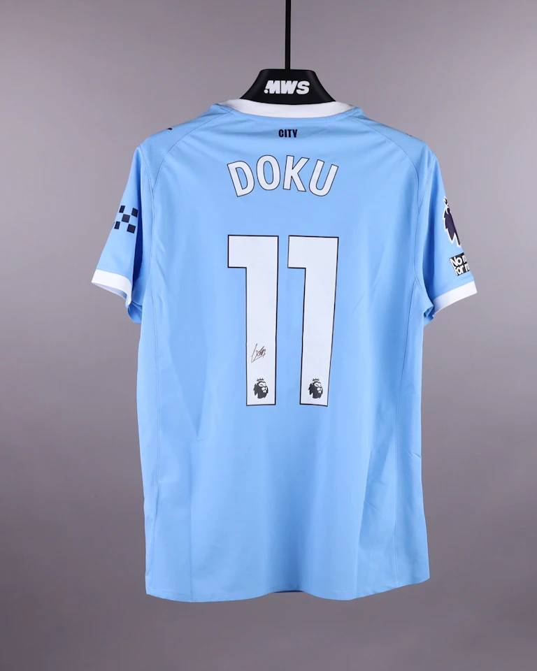 Jérémy Doku Manchester City shirt