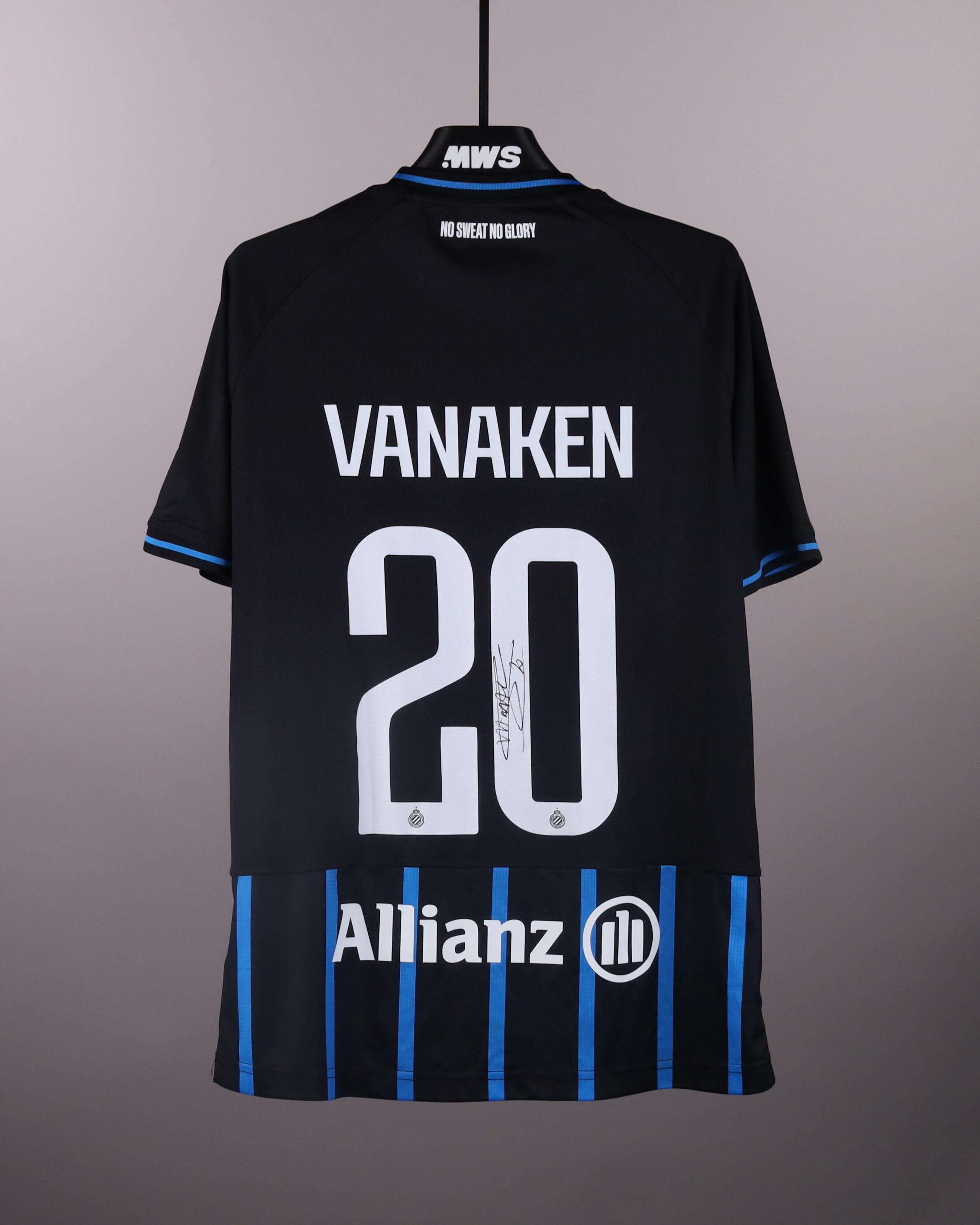 Hans Vanaken Club Brugge shirt