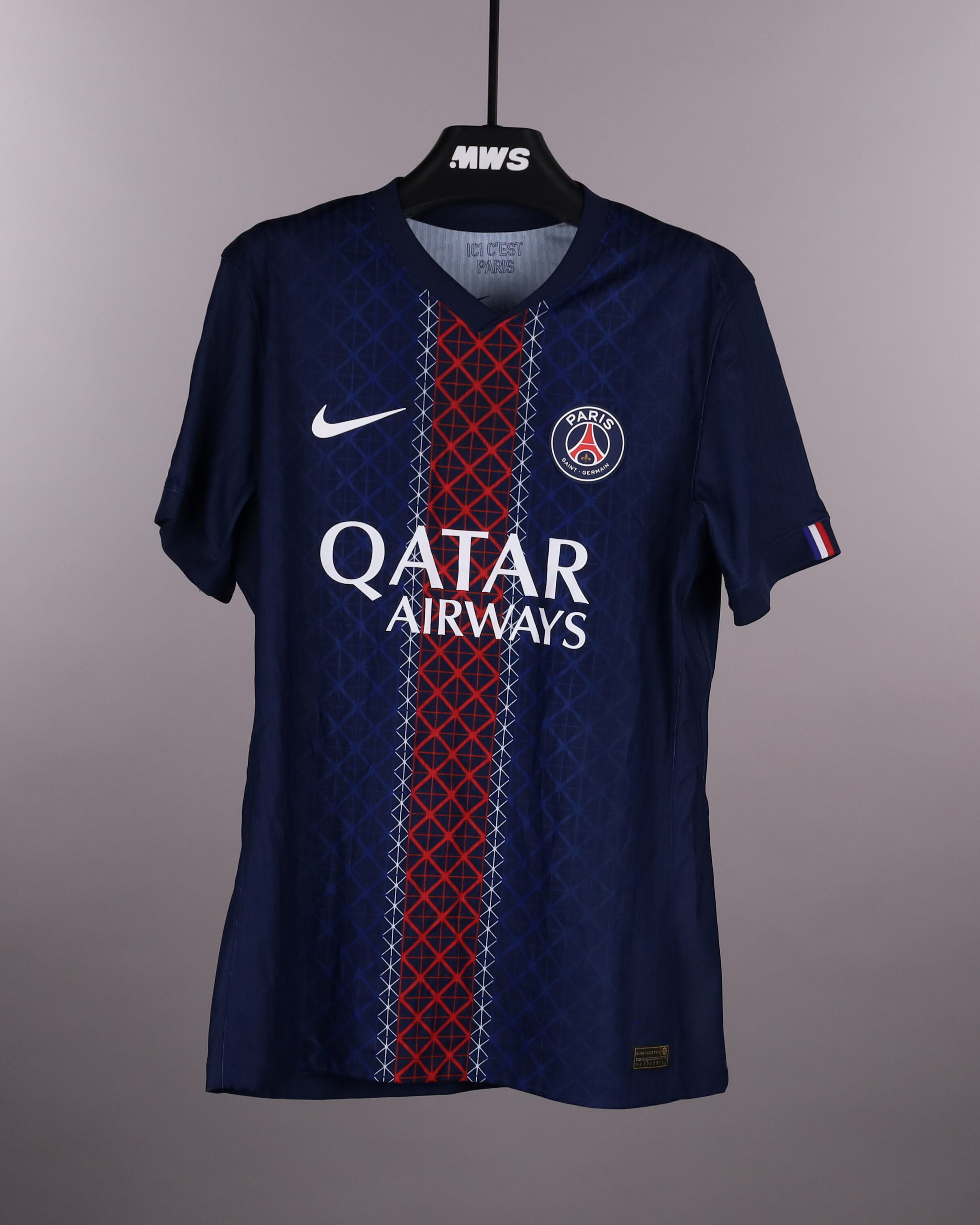 Warren Zaïre-Emery Paris Saint-Germain shirt