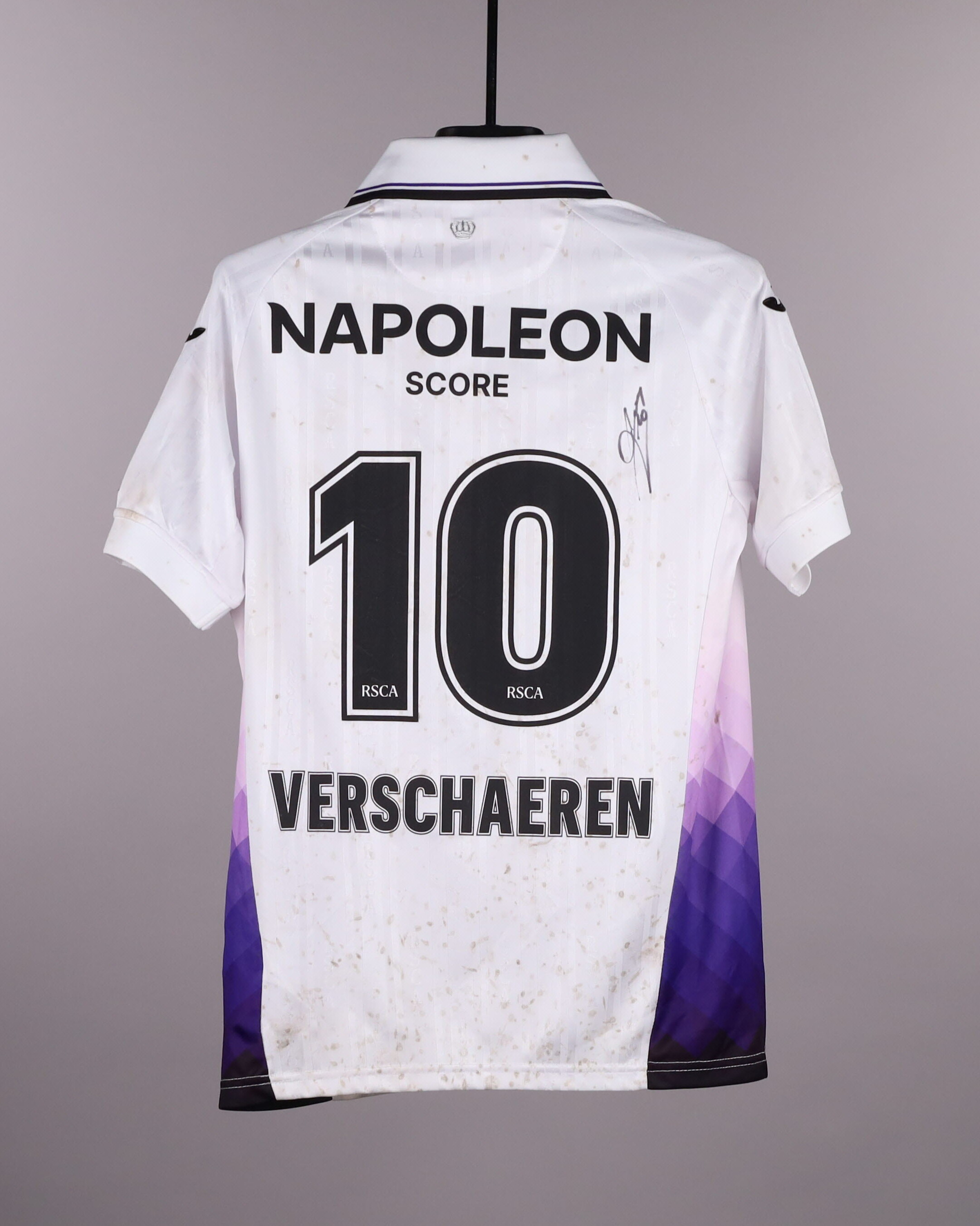 Yari Verschaeren RSC Anderlecht shirt