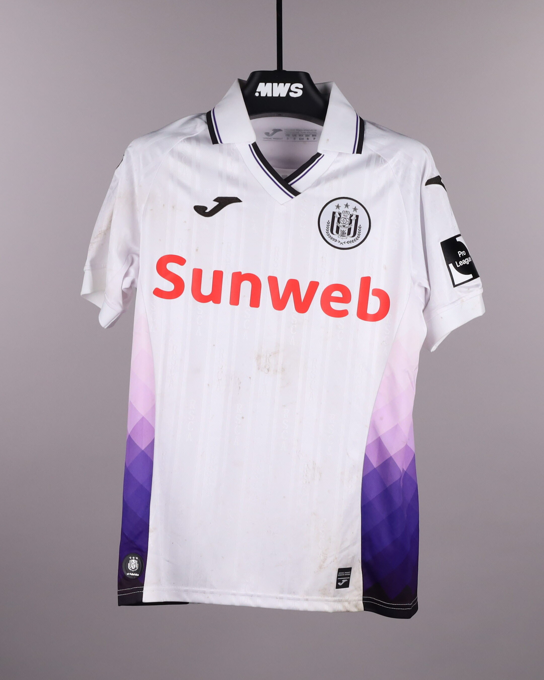 Yari Verschaeren RSC Anderlecht shirt