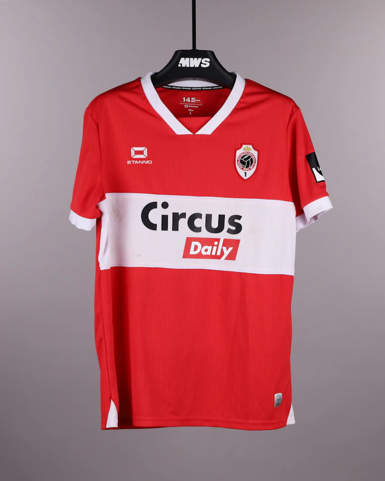 Zeno Van Den Bosch Royal Antwerp FC shirt