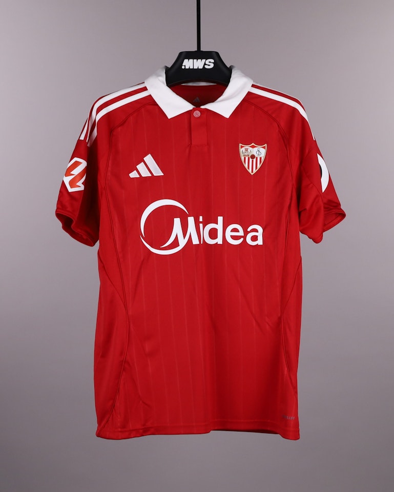 Manu Bueno Sevilla FC shirt