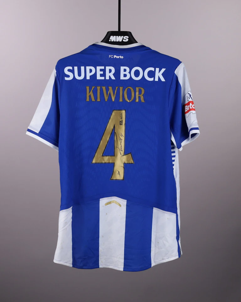 来自FC Porto的Jakub Kiwior球衣