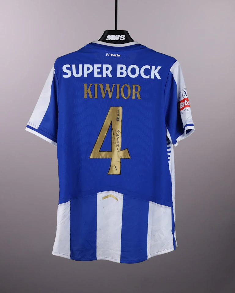 来自FC Porto的Jakub Kiwior球衣