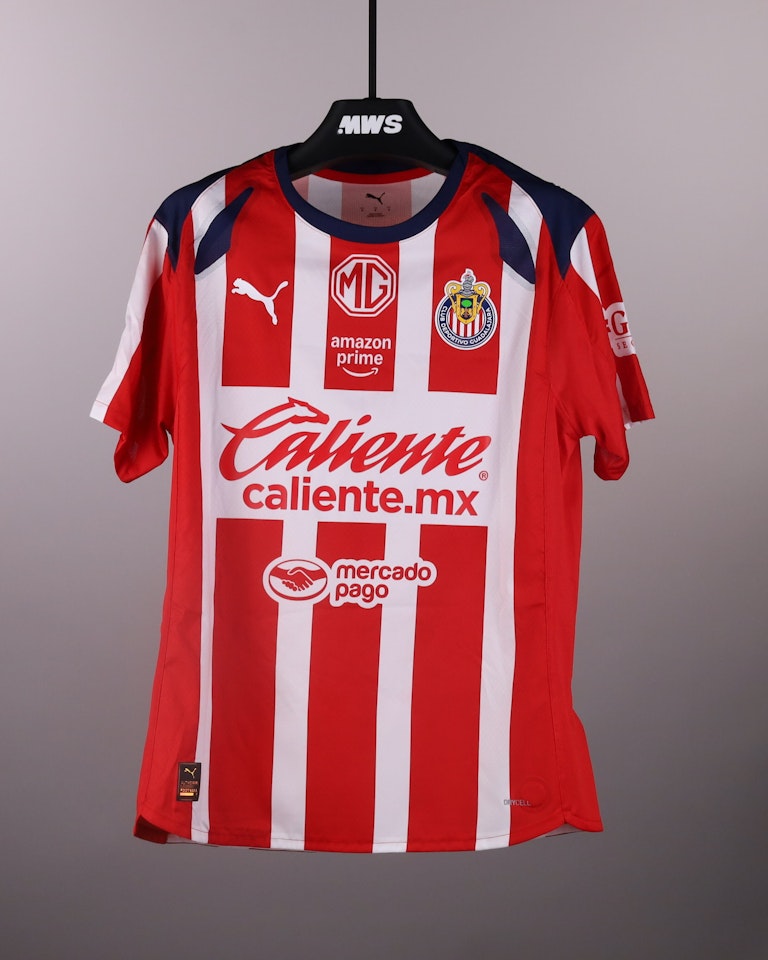 Hugo Camberos Figueroa Chivas Guadalajara shirt