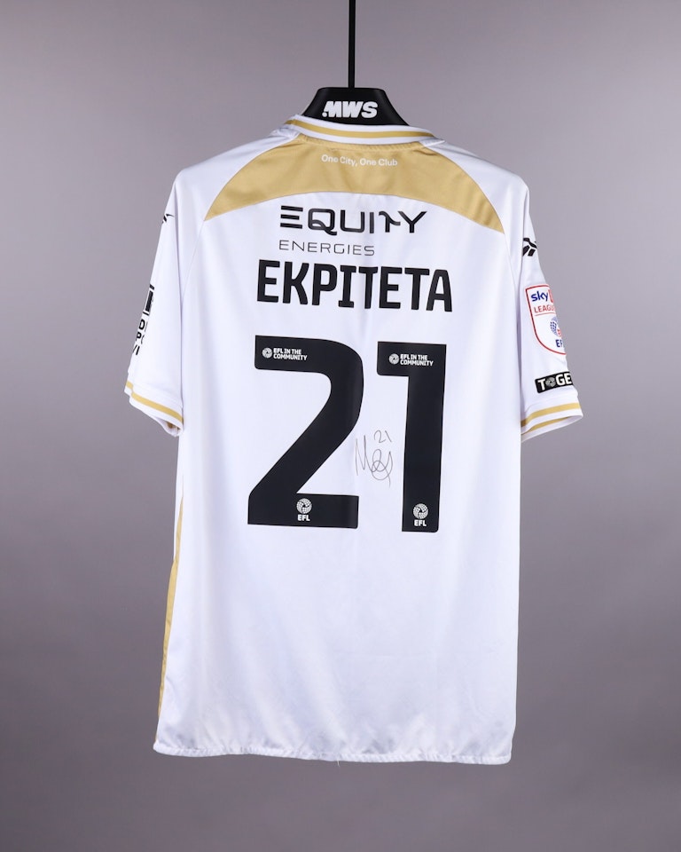 Marvin Ekpiteta Milton Keynes Dons jersey
