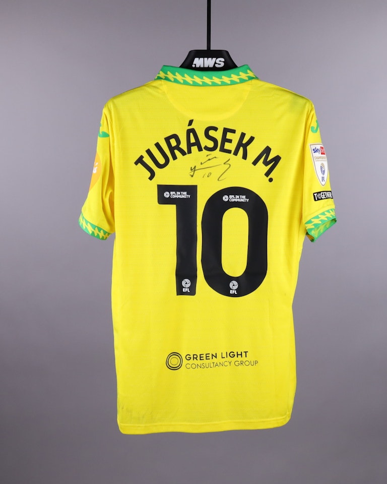 Matěj Jurásek Norwich City shirt